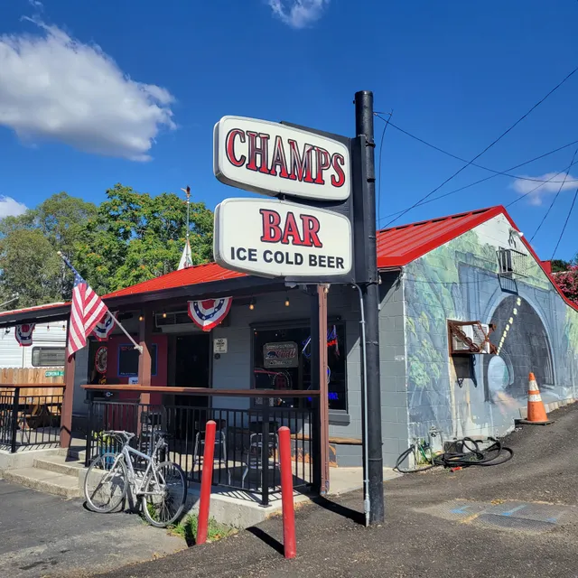 Champs Tavern