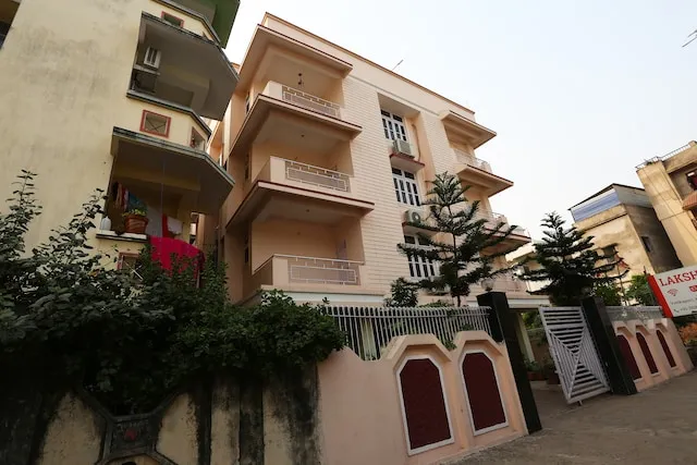 OYO Laksh Guest House