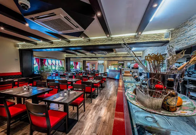 Murati's Pizzeria | Newport Pagnell