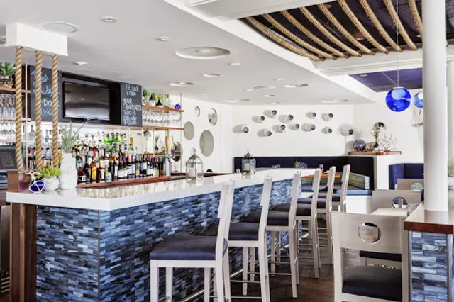 Latitudes - Wentworth By The Sea