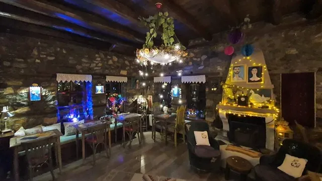 Φεγγαρόπετρα Inn