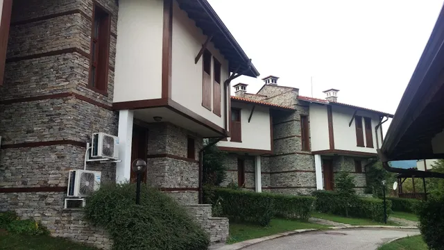 Villa Maria, Complex Aleksandria