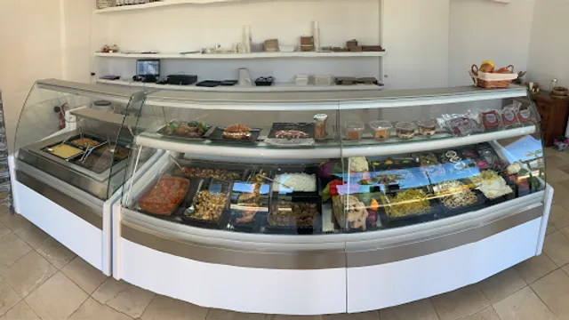 Caleta, comida casera para llevar