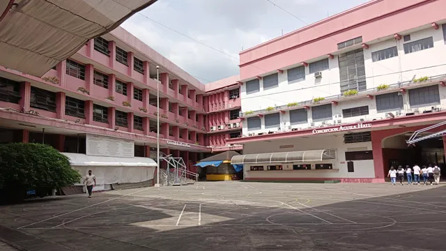 Centro Escolar University