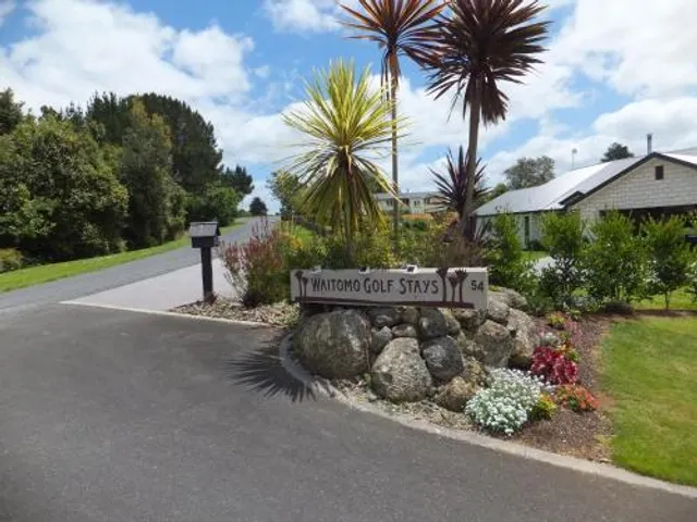 Waitomo Golfstays B&B