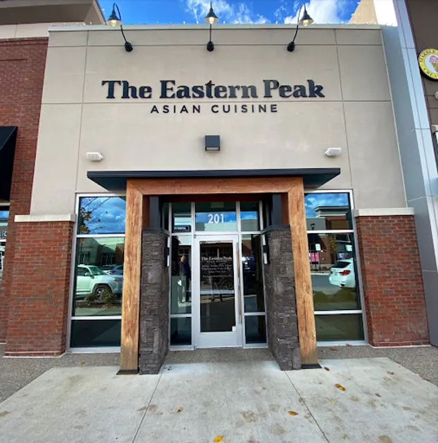 The Eastern Peak - Bellevue