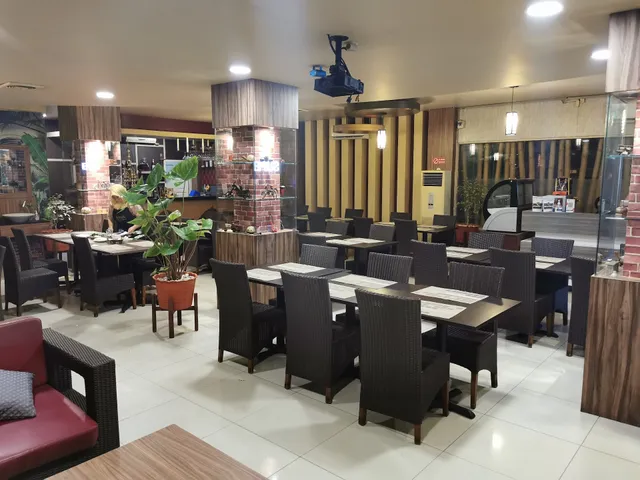 Supernova Biak, Restoran n Karaoke