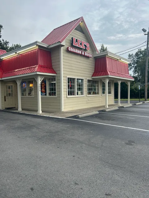 Lee's Famous Recipe Chicken