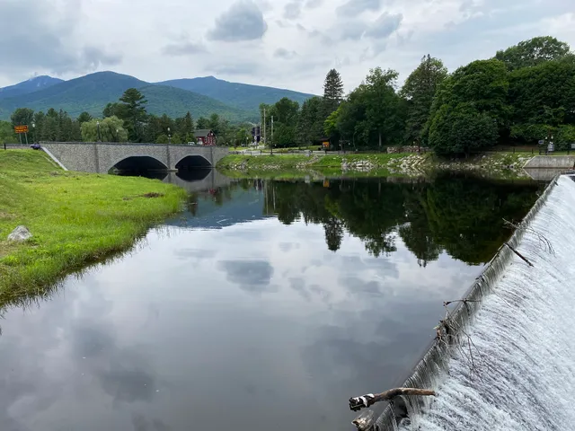 Riverside Thrift Store