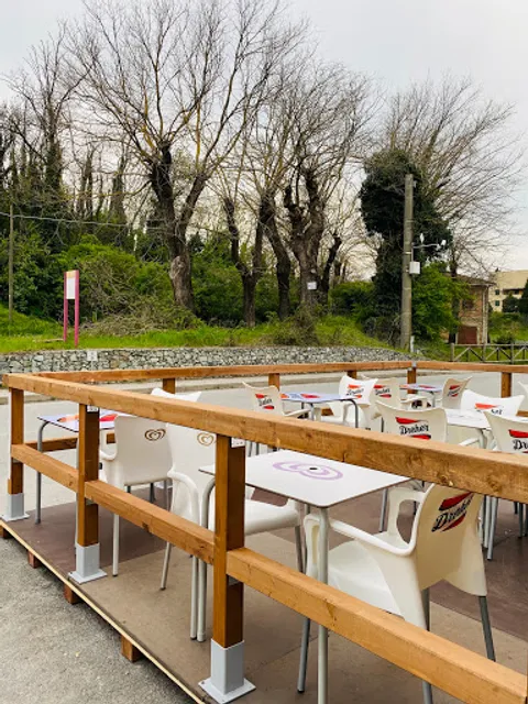 Buffet Of Ferrero Laura Snc Station