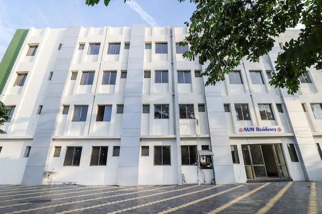 SPOT ON 63514 Hotel Signature