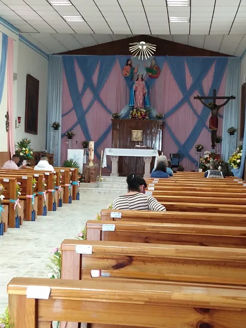 Templo de las Tres Aves Marías