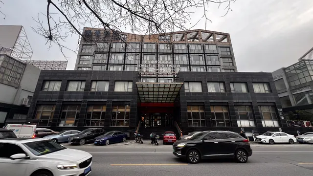 Gloria Plaza Hotel Kangqiao Shanghai