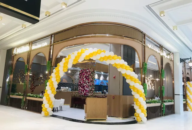 Molten Chocolate Cafe Place Vendome Mall