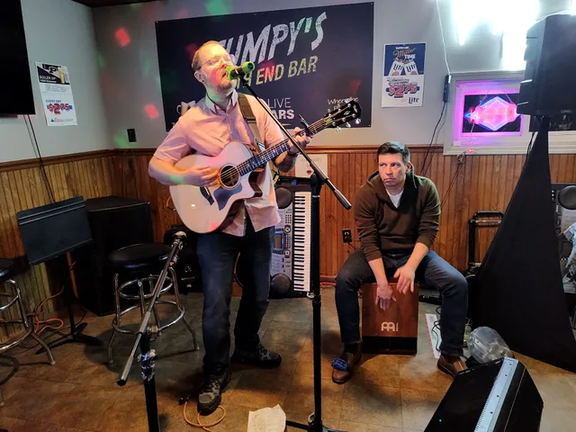 Stumpy’s North End Bar