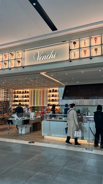 Venchi Chocolate & Gelato Valley Fair