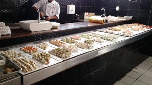 LL Restaurante Chinês e Japonês