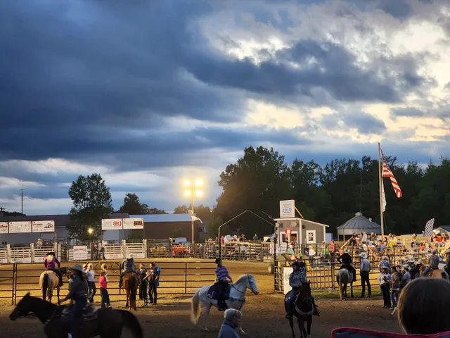 PAC Mid-West Rodeo Co. & Arena