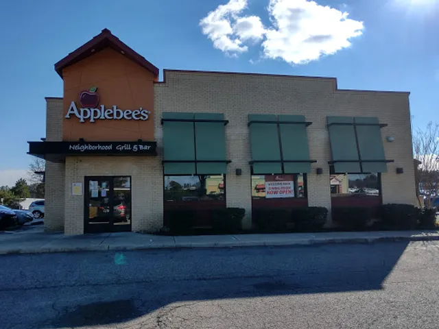 Applebee's Grill + Bar