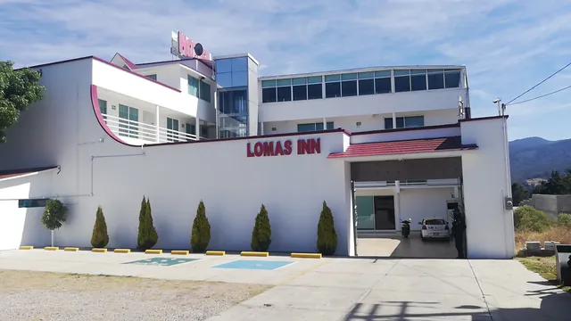 Hotel Lomas Inn