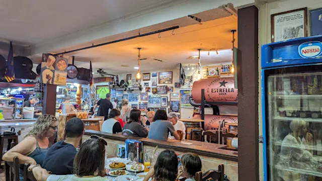 Bar Restaurante Que Te Den