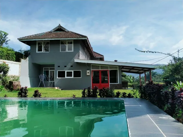 Villa Molek Puncak - Bogor