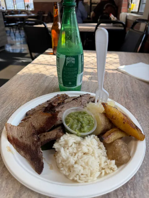 Chicharronada colombiana