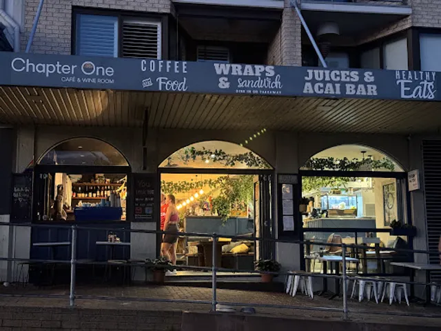 Chapter One | Café & Wine Room.