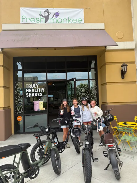 Fresh Monkee - La Costa