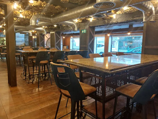 Willy 1975 - Restaurante en Palmones