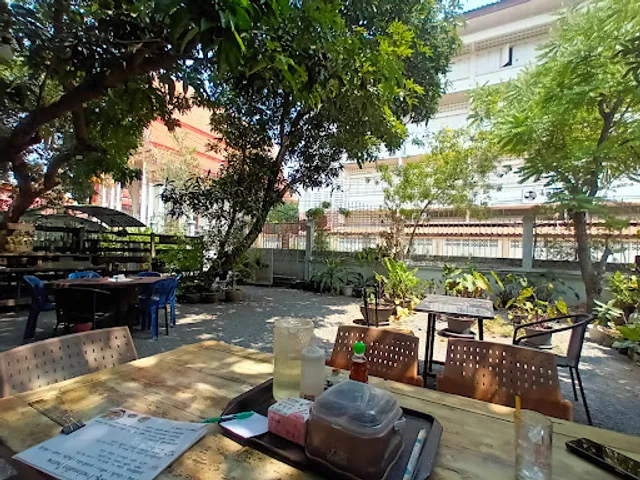 ก๋วยเตี๋ยวในสวนบางกร่าง 37