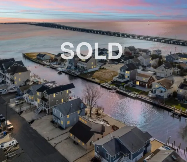 Bay Shore Beach Club