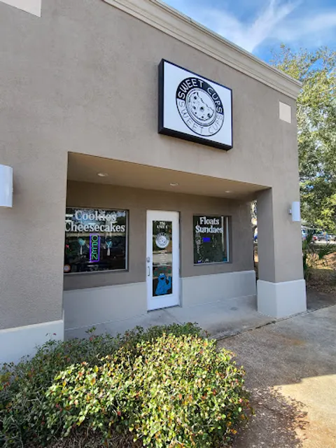 Sweet Cups Chef Cheesecake & Cookies