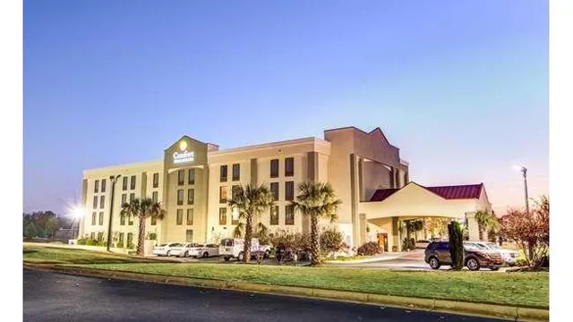 Comfort Inn & Suites Athens North