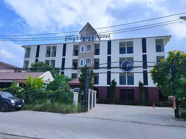 ploy's pearl hotel