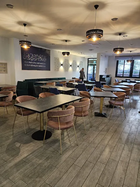 Curry Fusion Grill & Pizza