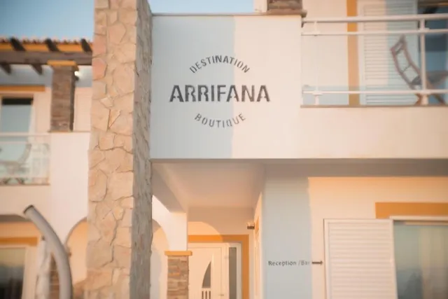 HI Arrifana Destination Hostel
