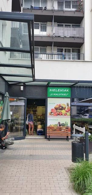 Zieleniak "U Malutkiej"