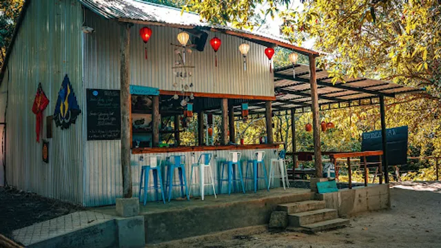 Hideaway Cafe Bistro & Grill