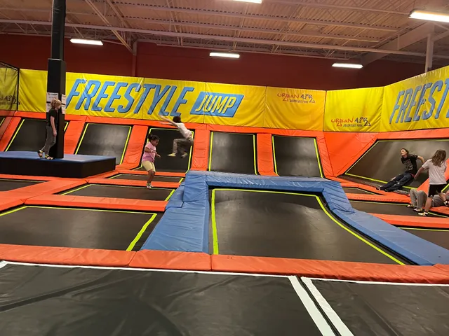 Towne Center At Brookhill