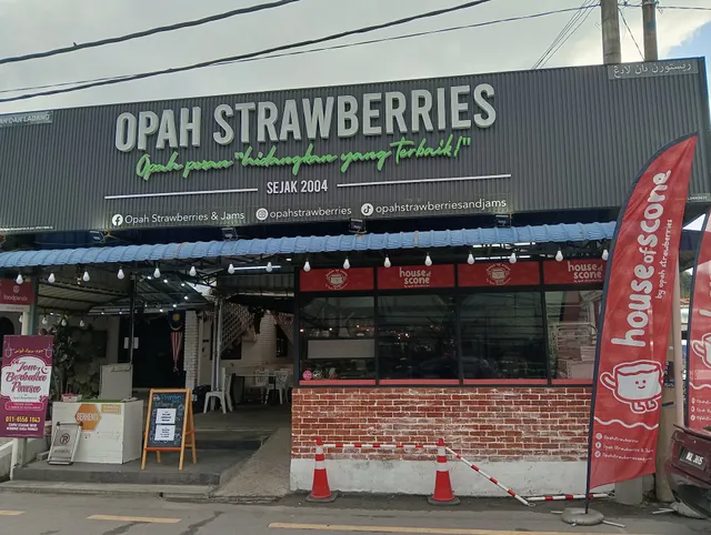 Opah Strawberries & Jams (Cameron Highlands)