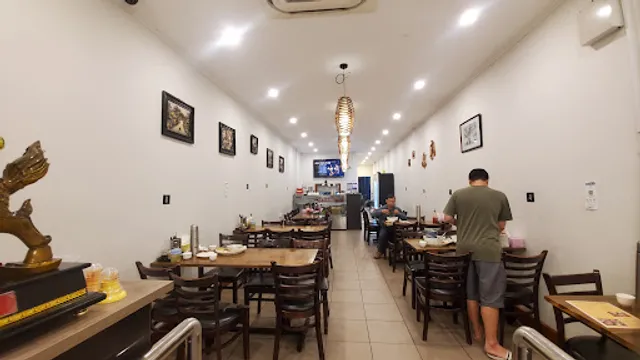 Banh Cuon Ba Nguyen St Albans