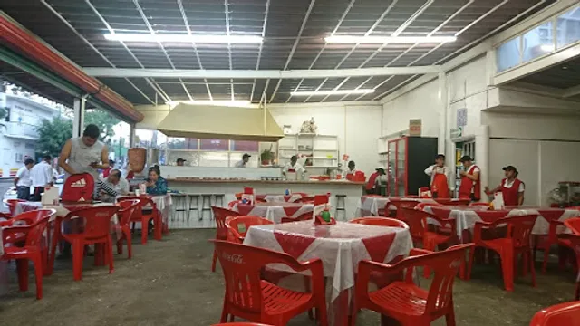 Taquería Los Misshoos