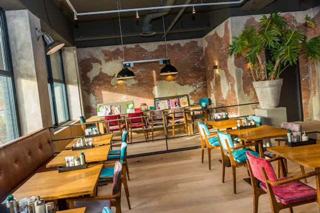 Vineyard food + drinks Lage Weide