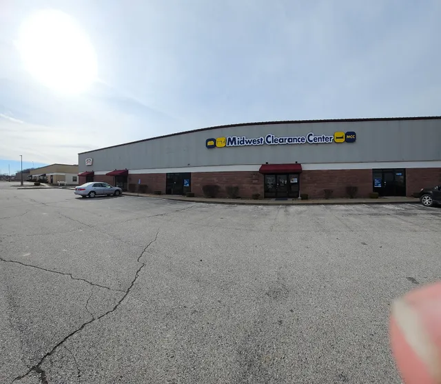 Midwest Clearance Center Furniture and Mattress