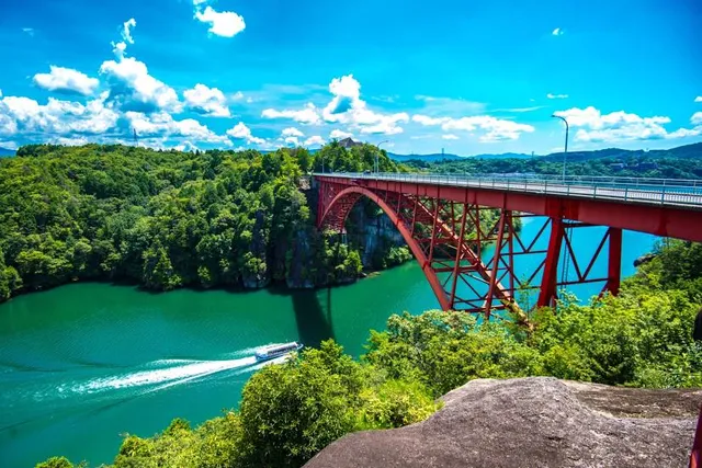 Ena Gorge Sazanami Park