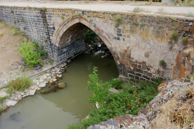 Tarihi Hatun Köprüsü