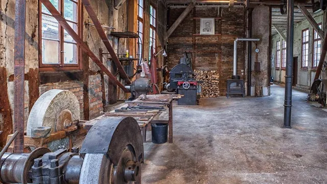 Historische Feilenschleiferei