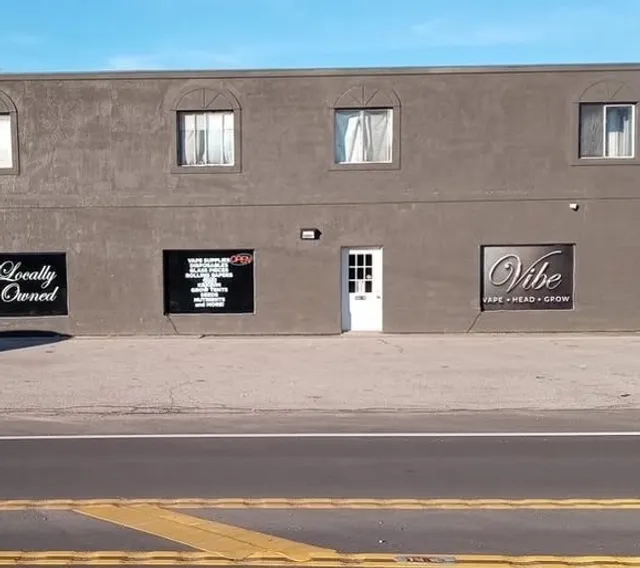 Vibe Vape, Head & Grow