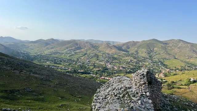 Pərisuz (Koroğlu) qalası